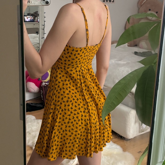 Yellow Floral Dress - Picture 2 of 3